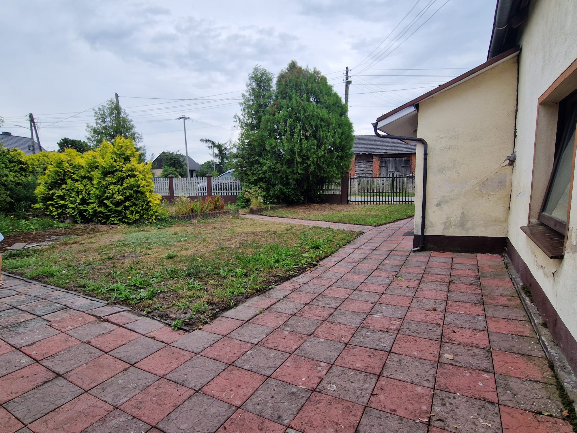 Dom z zabudowaniami gospodarczymi w Kadłubie Turawskim | blisko lasów | Działka 1 538 m²